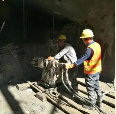 梁山水下抗分散灌浆料特点 水下不分散注浆料介绍