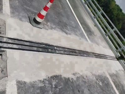 梁山伸缩缝更换后浇筑材料快速结构修补料速砼的产品特点及施工流程​